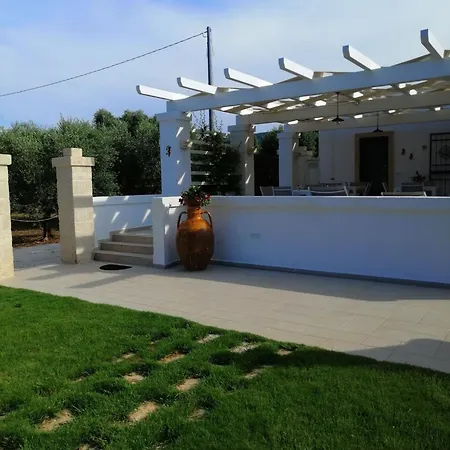 Adriatica Near Puglia וילה